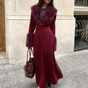 Burgundy Elegant Women's Faux Fur Collar Design Long Belted Coat